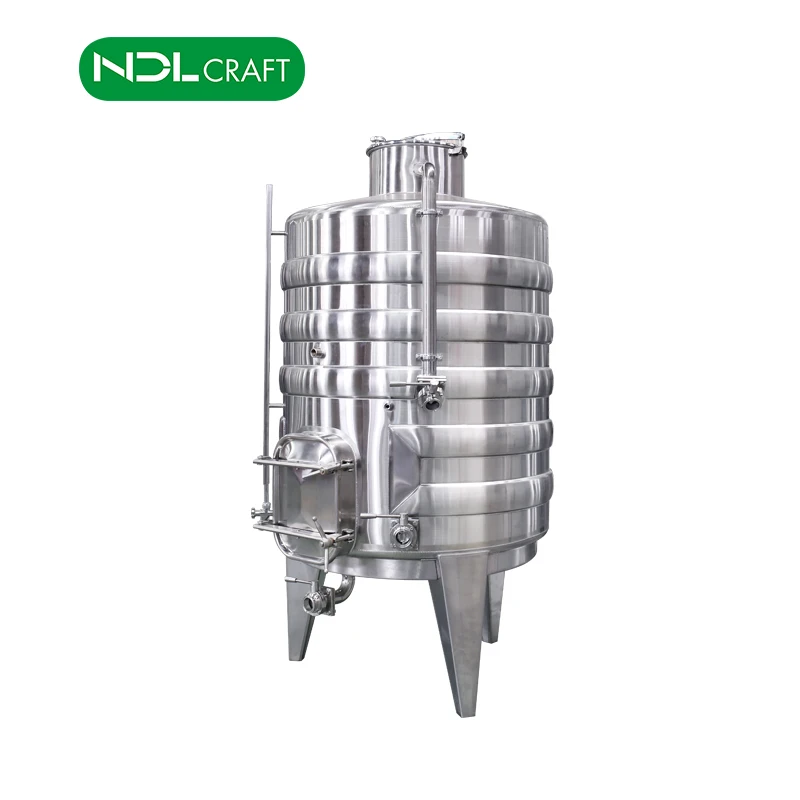 
China manufacturer stainless steel wine fermentation equipment wine making tanks. 