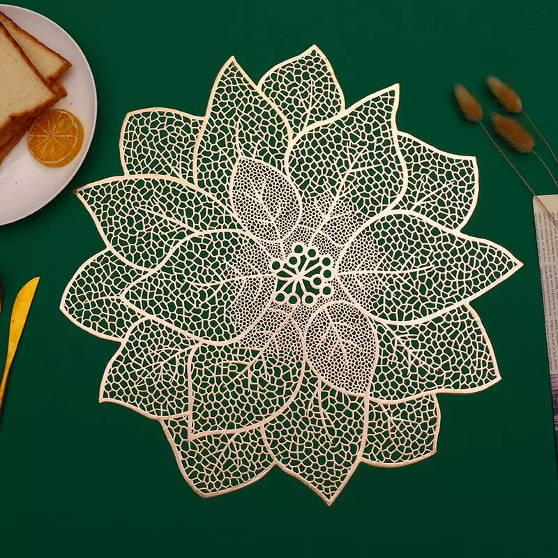 Table Mat PVC Plastics Flowers Pattern Hollow Table Pads Heat Resistant Placemat Home Kitchen Supplies Light Washable Table Mats