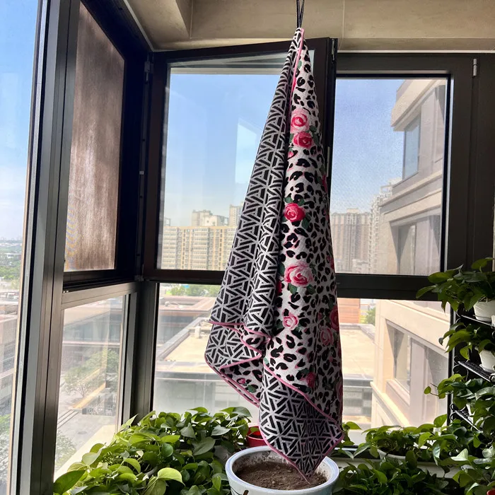 Wholesale Sand Free Beach Towel Custom RPET Recycled Polyester Microfiber Waffle Towel with Travel Bag