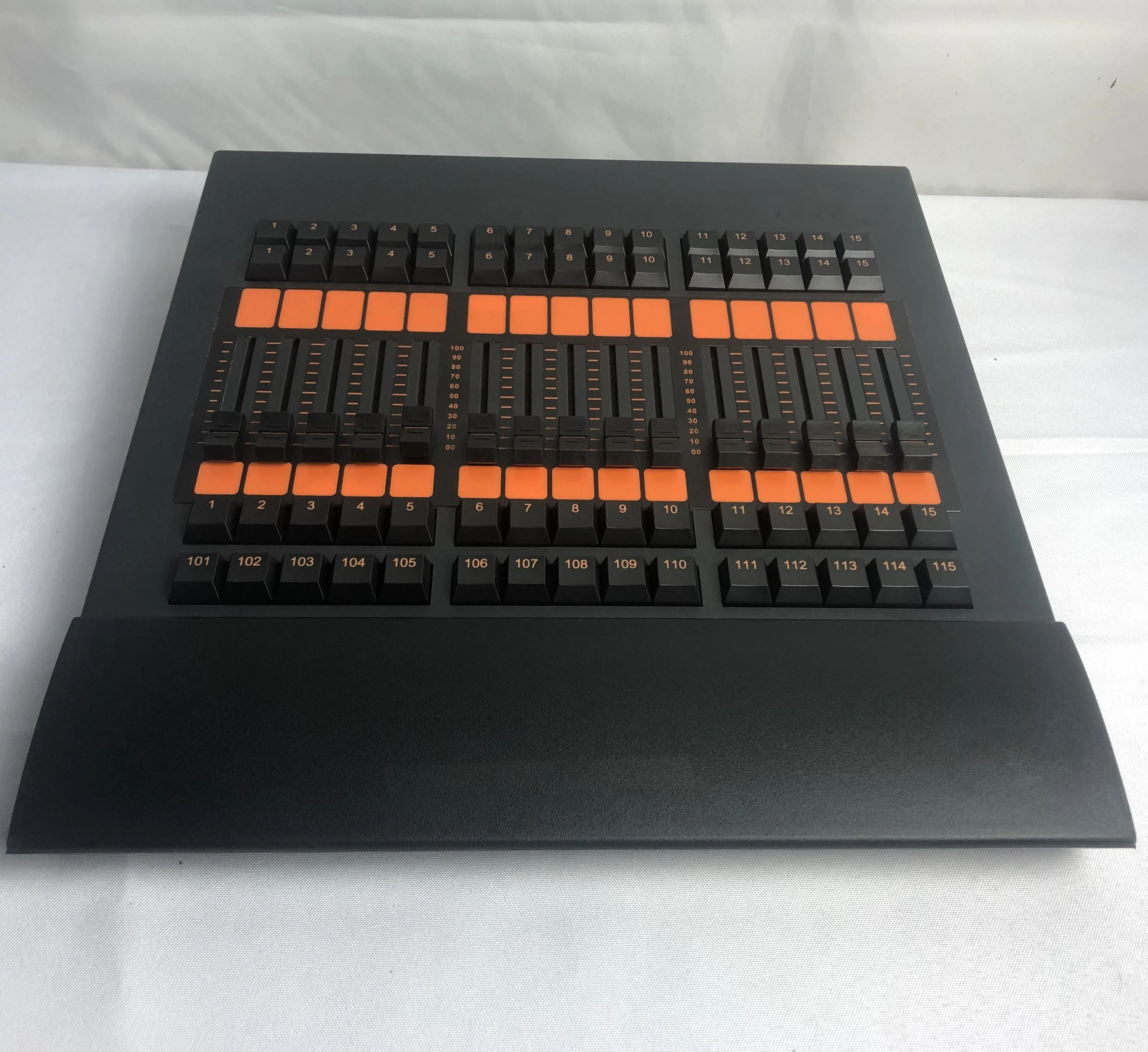 2 years warranty  controller command fader wing stage light console