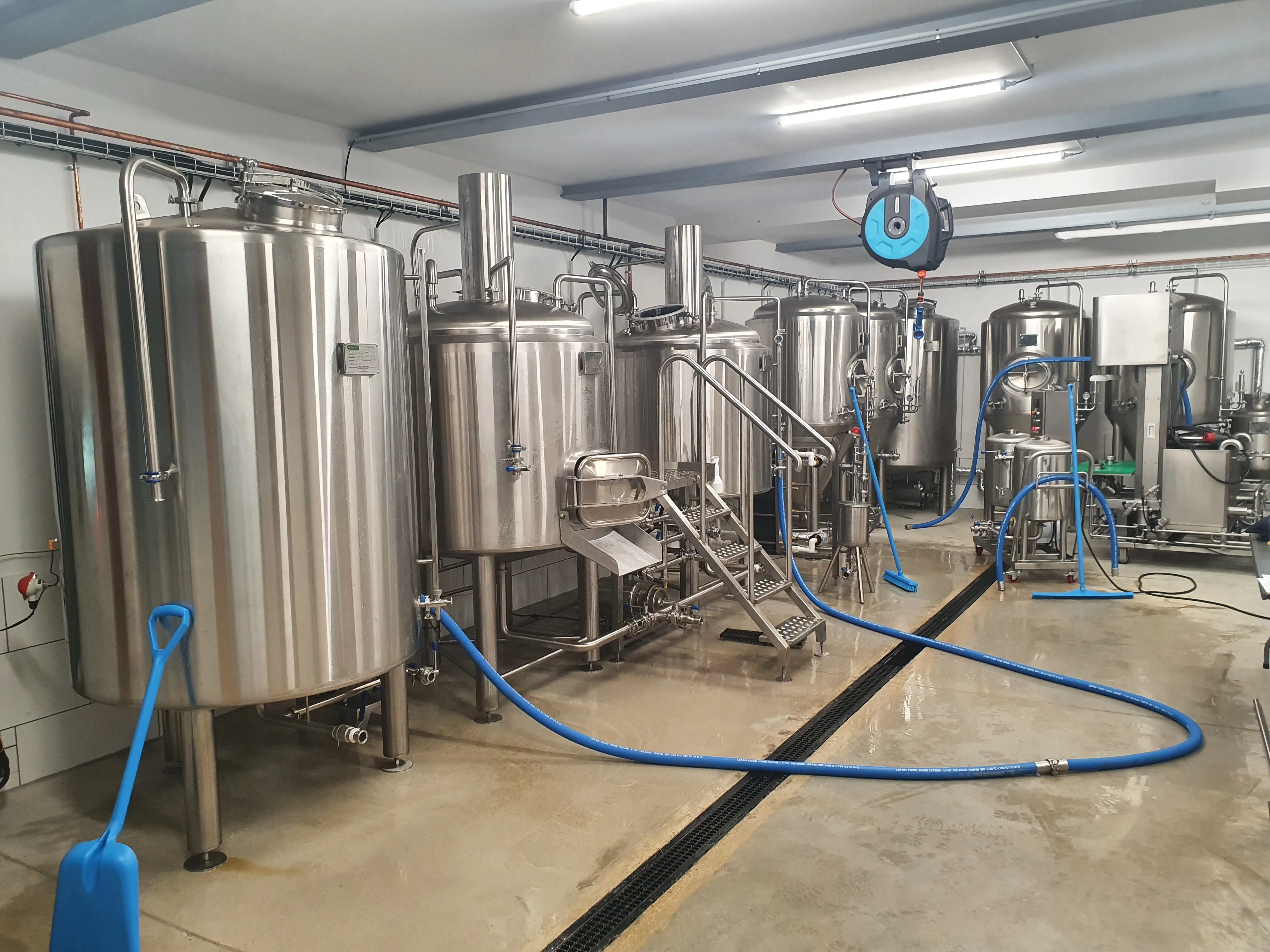 Mini beer brewery 300l production equipment beer new brewing equipment