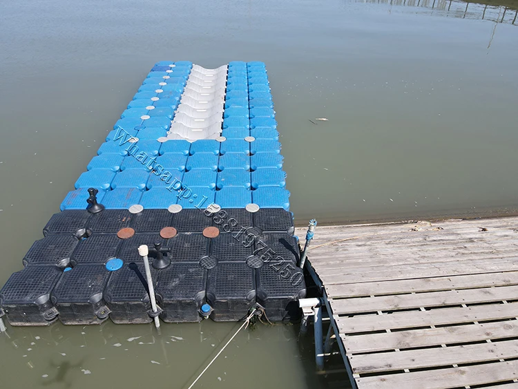 Jet boat dry dock