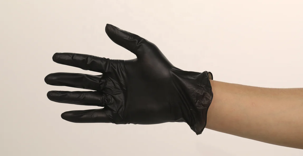 DISPOSABLE NITRILE GLOVES