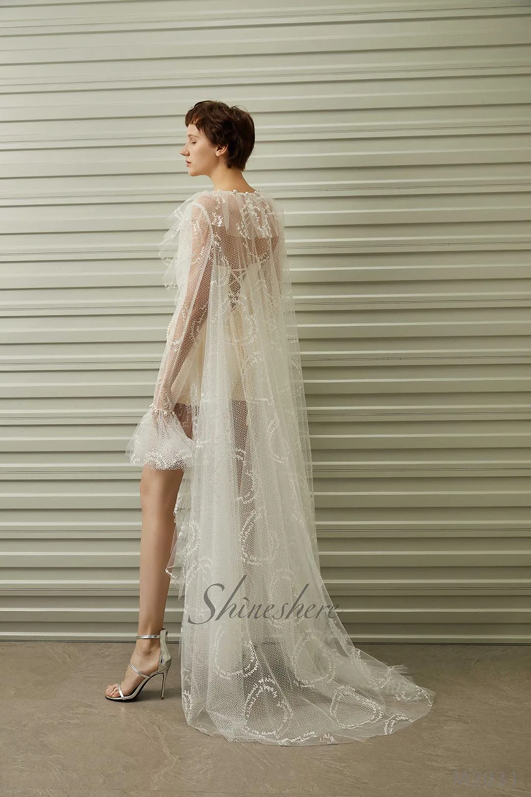 Evening Dress strapless neckline short jumpsuits beautiful lace beaded coat prom gown causal Vestido robe de soiree mini dress