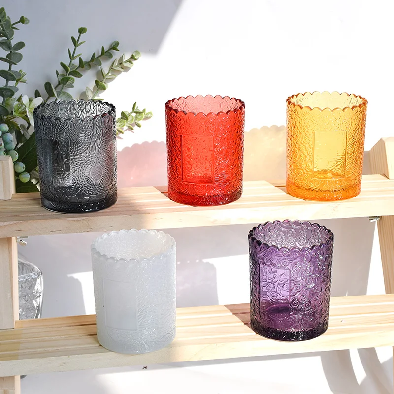 High Quality Customized Embossed Lace Stained Scented Candle Glass Container Offset Printed Metal Holder Home Use Christmas Logo