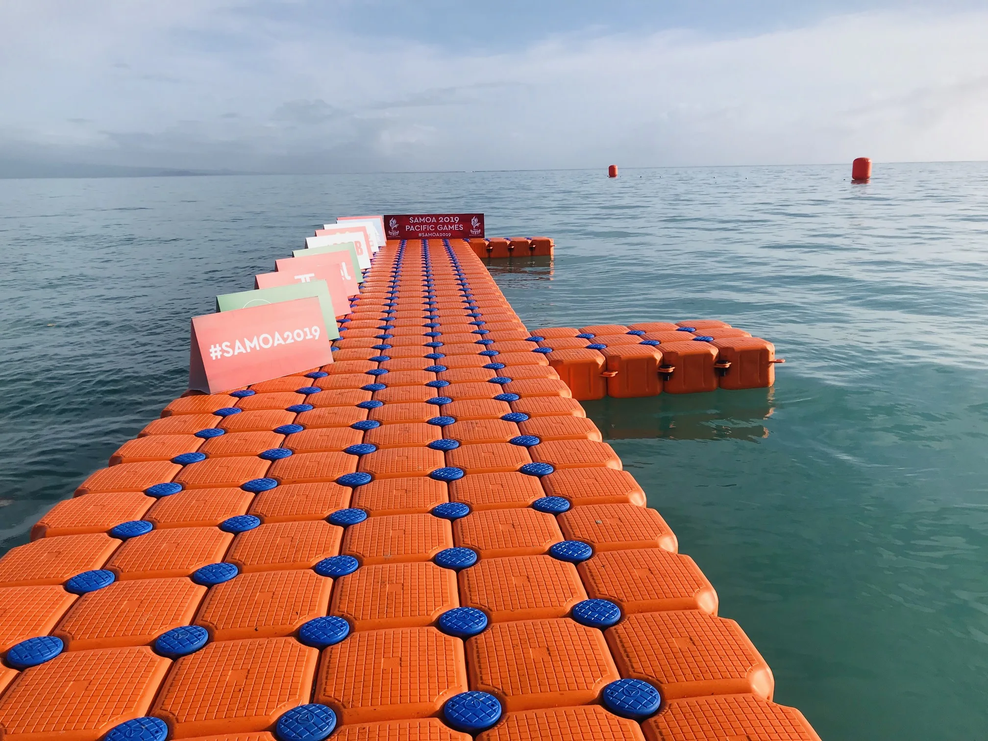 2023 Plastic Floating Pontoon Modular Floating Dock Manufacturer Floating Jetty for sale