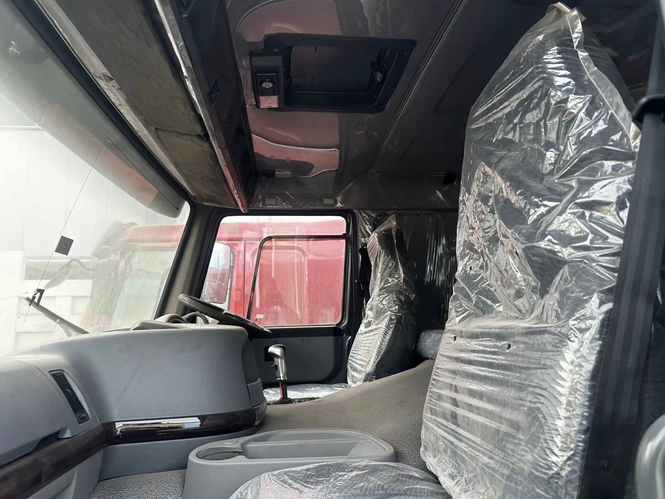 Лидер продаж высокое качество правый Привод HOWO 8*4 371HP подержочный самосвал для продажи