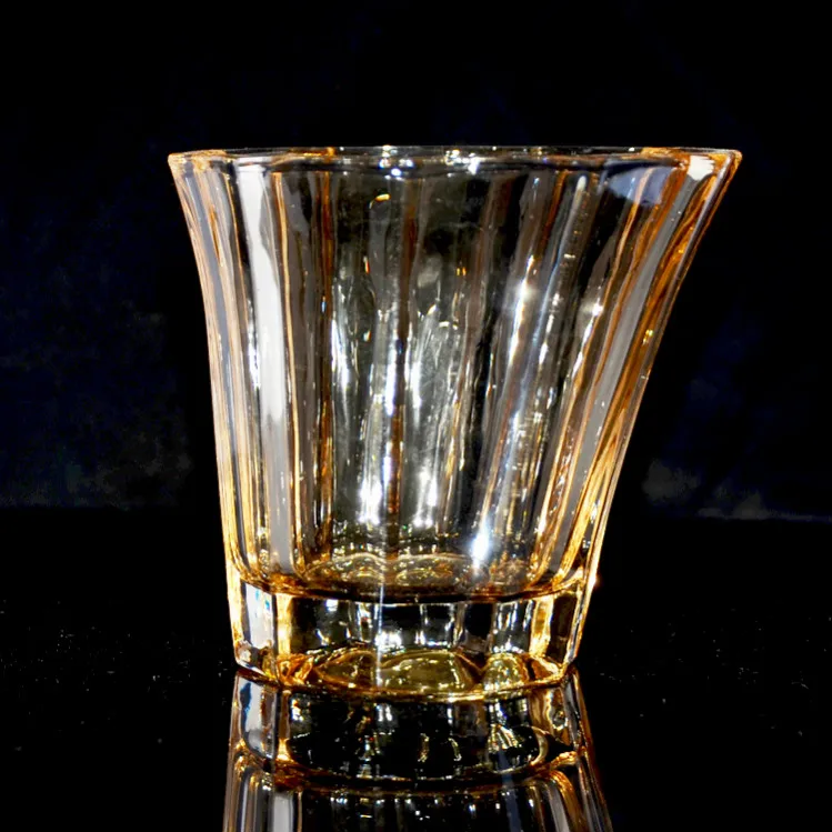 Italian rounded crystal whisky decanter with glass set