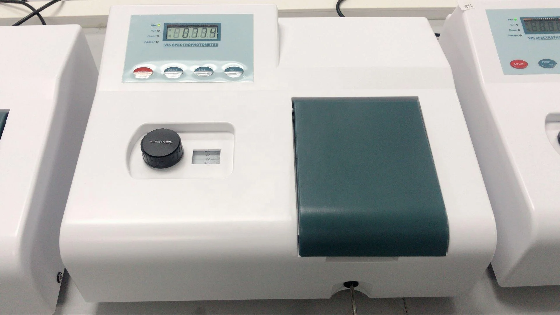 UV Visible Spectrophotometer  UV1100N/752N Laboratory Spectrometer Wavelength:195-1020mm Bandwidth:4nm