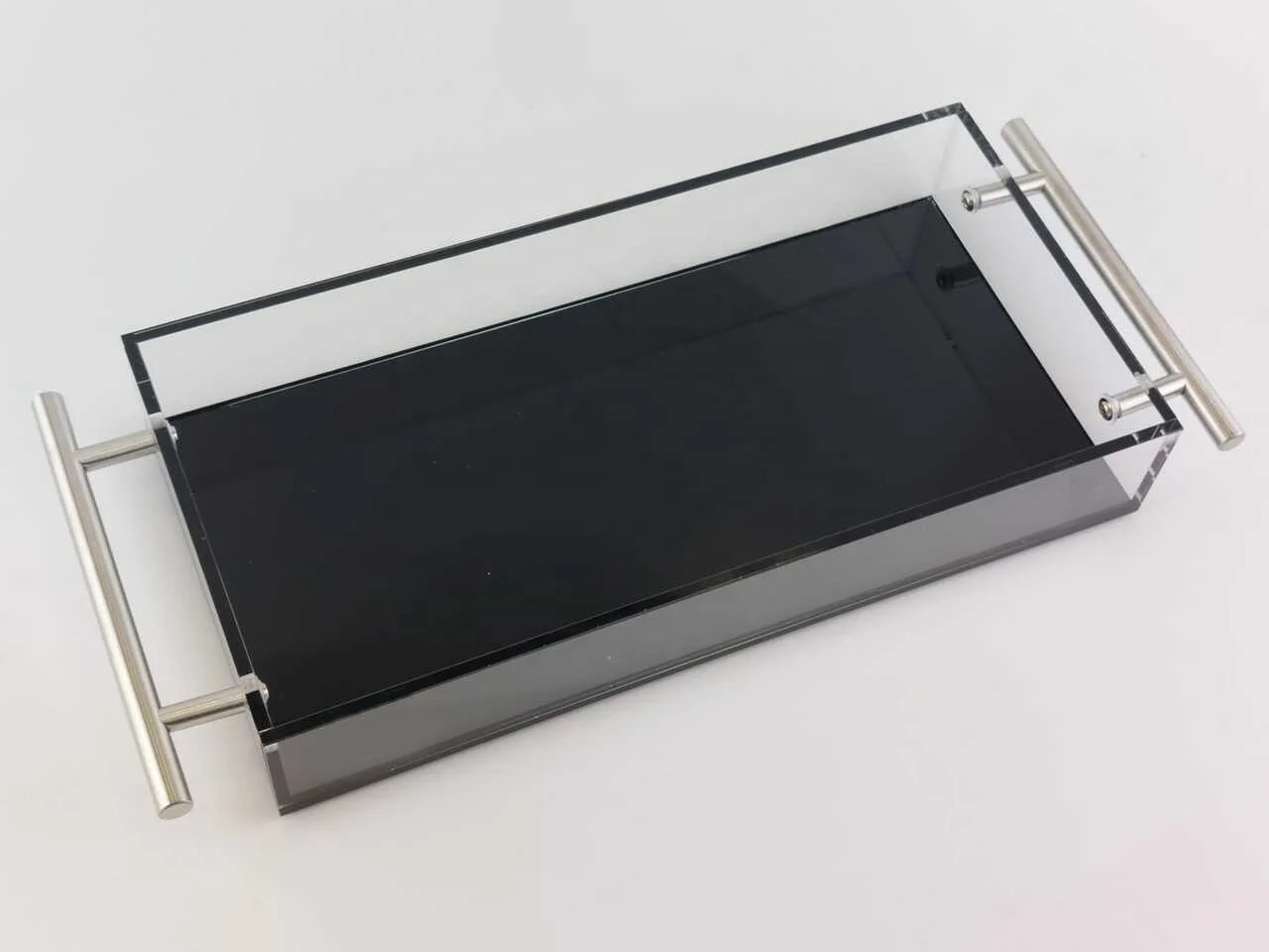 Поднос из акрила с двумя ручками