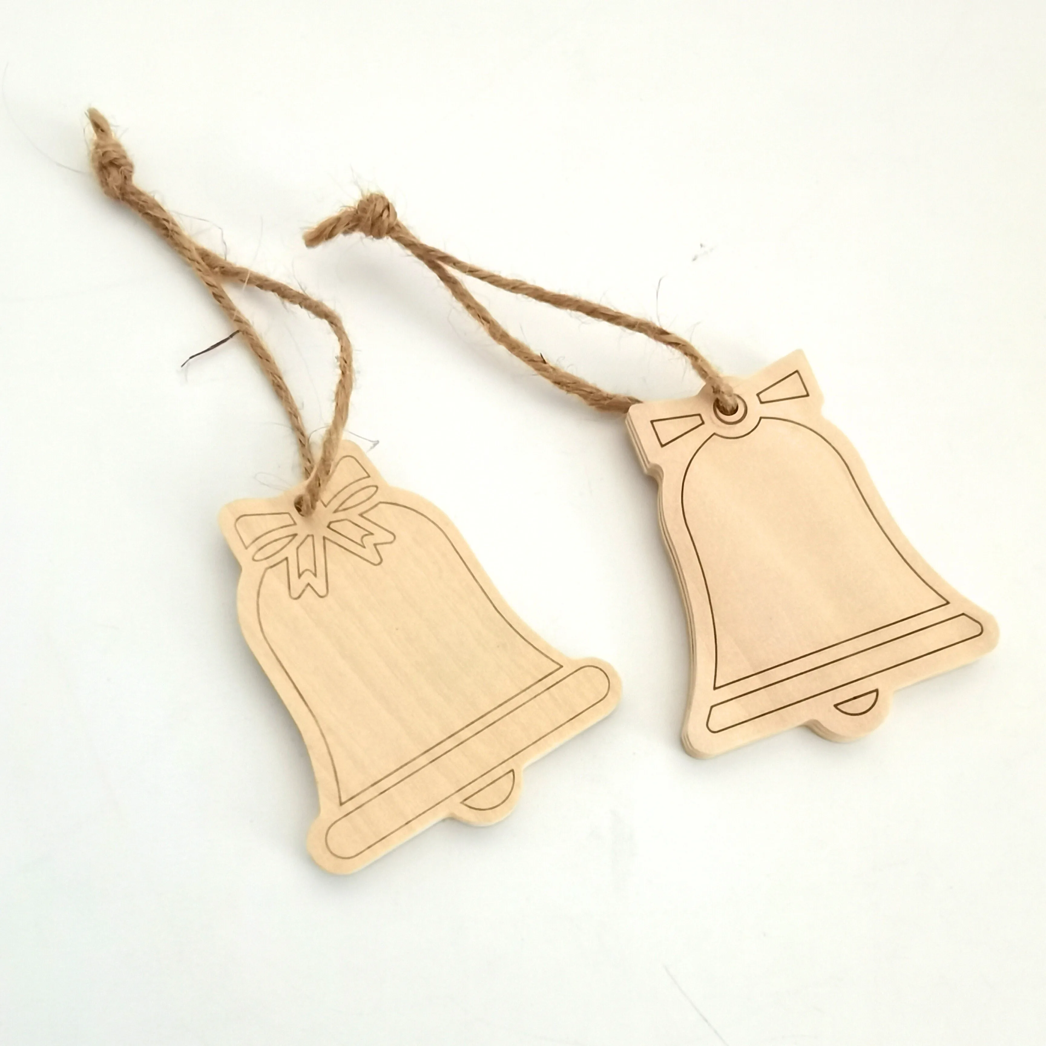 Multiple Designs Thick Plywood Christmas Hanging Ornaments Holiday Decoration Factory Direct Ornaments for Christmas Tree