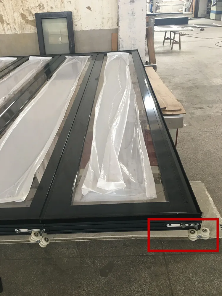 horizontal sliding door mechanism garage door