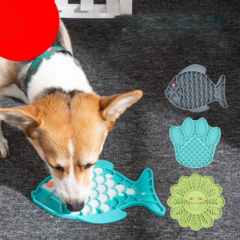 Silicone pet dog peanut butter lick mat for dogs sucker cat lick pad pet supplies food feeder bowl pet tableware tray