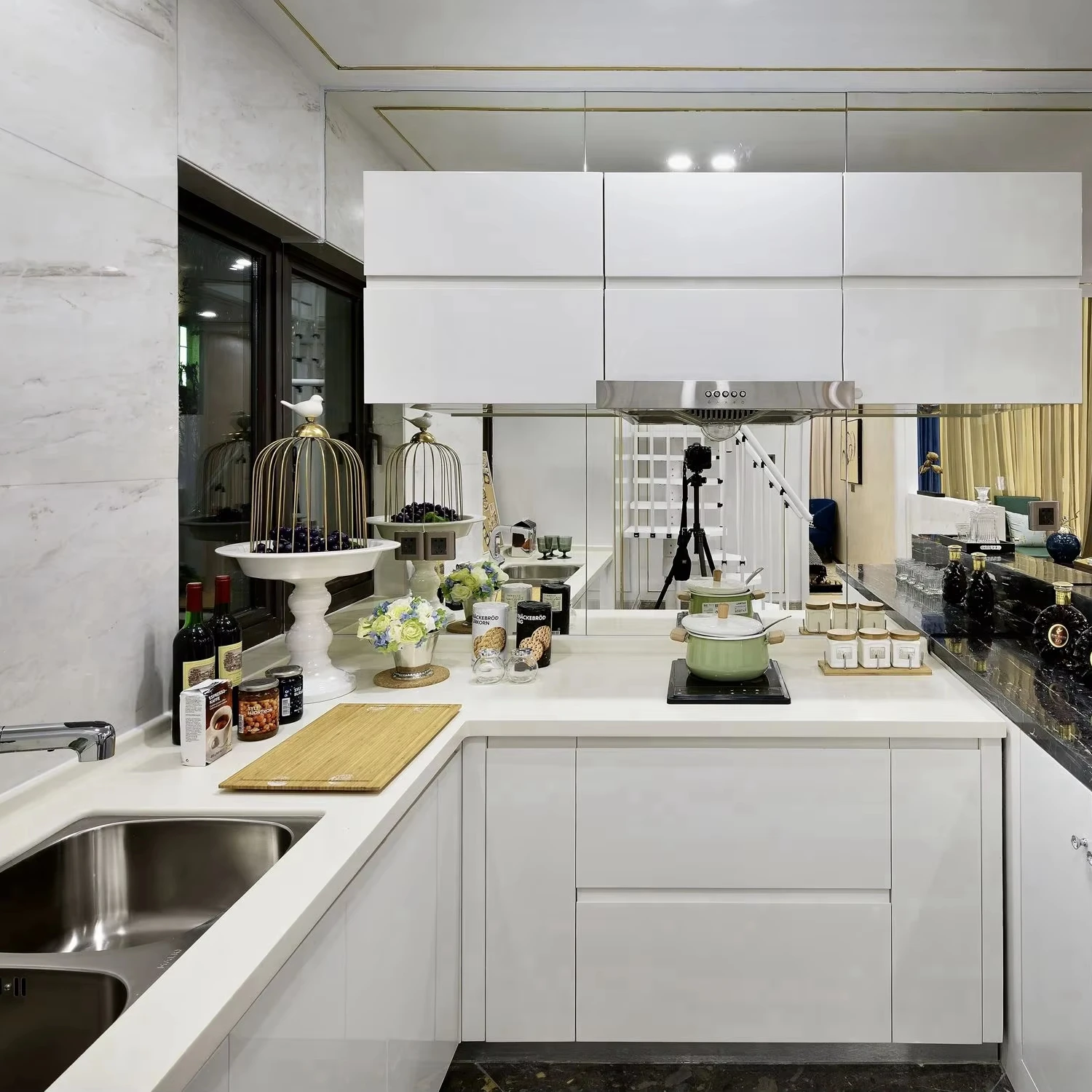 Luxury island solid surface plywood storage kitchen unit set modern corner cabinet wall kitchen cabinet lift system