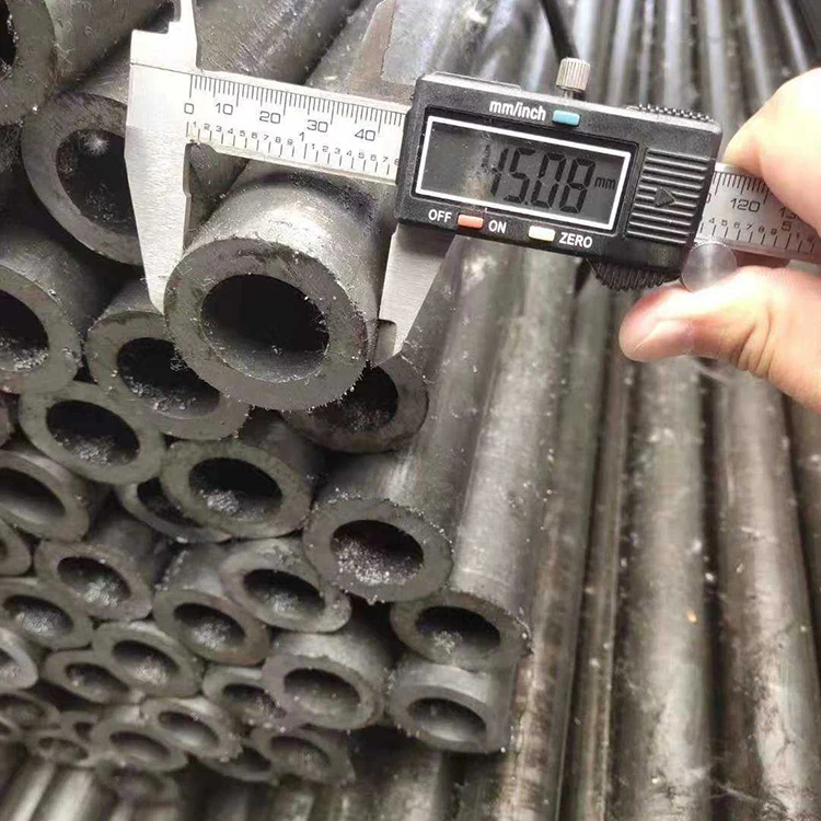 S235 Q235 Q345 Natural Gas And Oil Pipeline Carbon Steel Pipes Iron Pipe 6 Meter Welded Steel Pipe