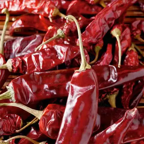 Retail and Wholesale Factory price China Spices Single Herbs Red Chilli Paprike Sweet Pepper Beijng Red Pepper fo Cook