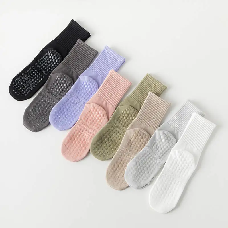 Gym Women Colorful Cotton Crew Non Slip Yoga Grip Socks Anti-Slip Pilates Socks Custom Logo
