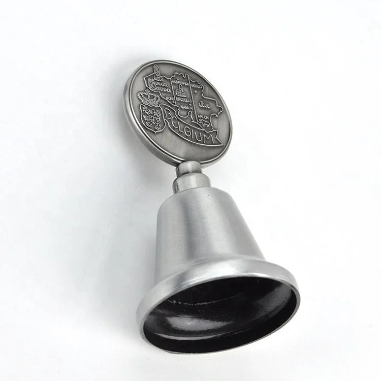 Садовый декоративный по индивидуальному заказу из цинкового сплава цинковый сплав литье металла Европейский ветряной колокольчик с украшением в Форме Латунный Колокольчик