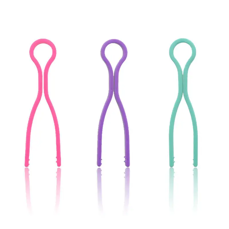 Wholesale Sewing Accessory Thread Bobbin Holder Matching Sewing Thread Spools Plastic Bobbin Clip