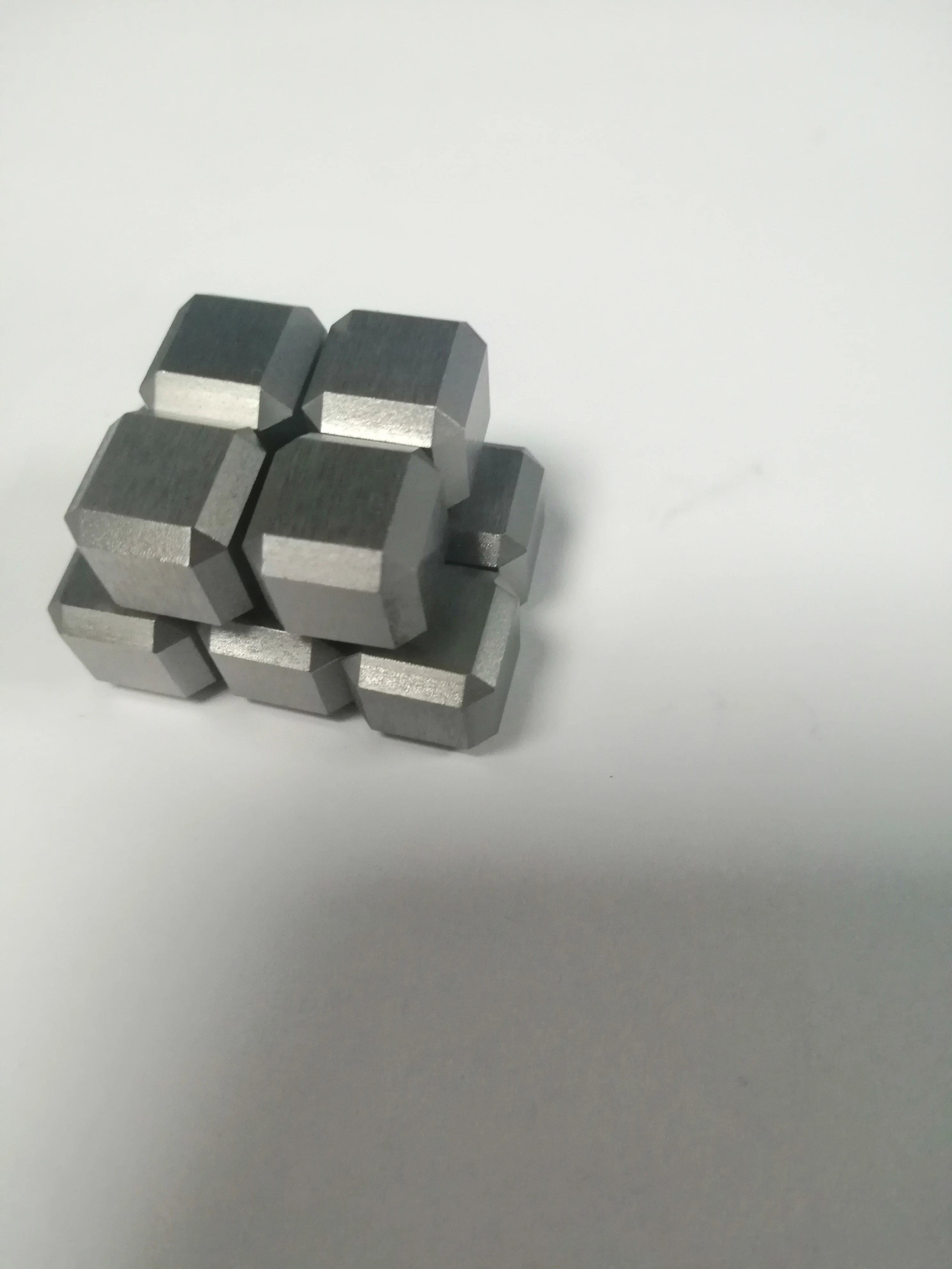 China products tungsten metal cube 99.95% purity 1kg tungsten cube