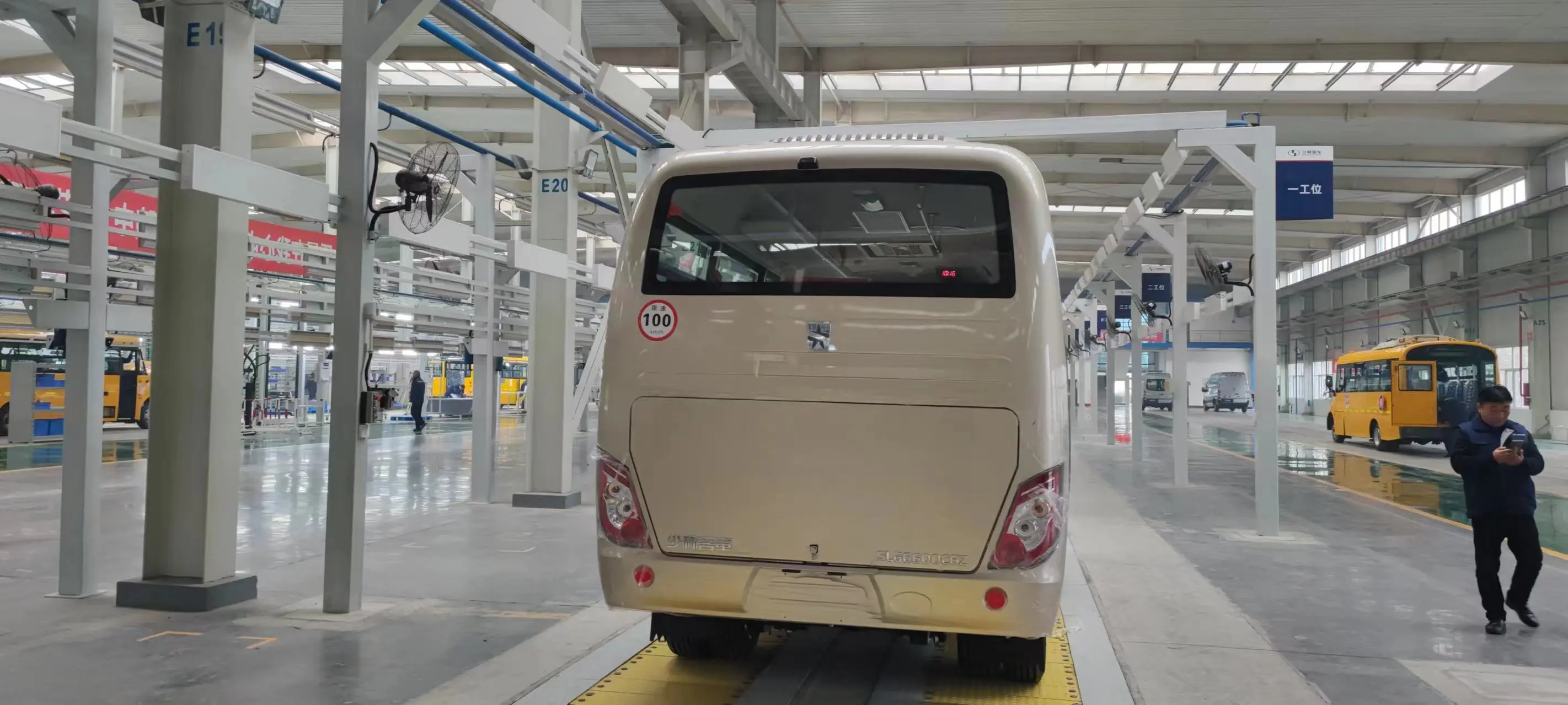 New arrival Made in china convenient transportation in rural area 19 seats 6m Shaolin Huayi mini coach bus on sale