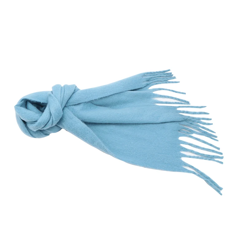 Can customize all kinds of popular plain color warm and fashionable woven brushed scarves in European and American style