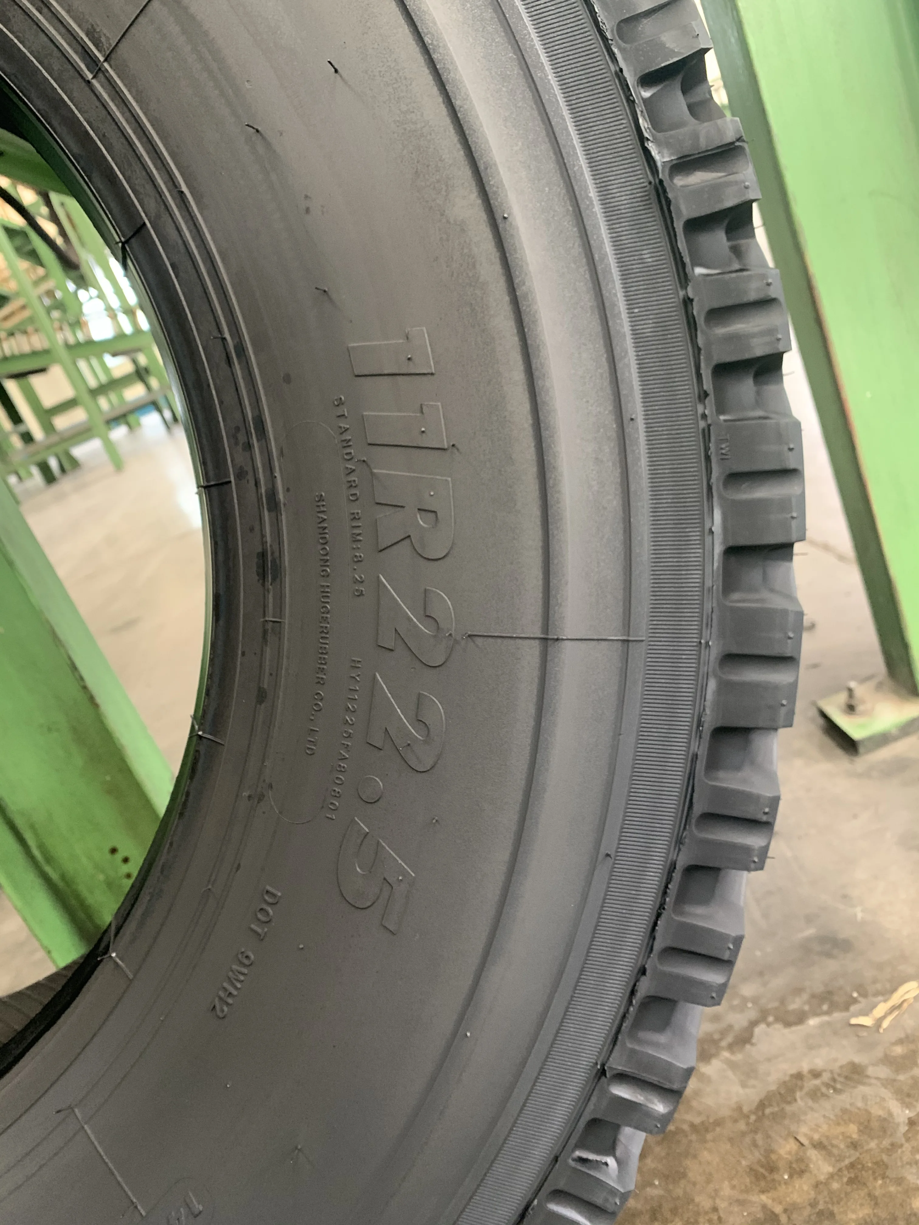Самосвал шины 11r22.5 11R24.5 315/80R22.5 грузовые с бортовым поворотом-прицеп позиции Лидер