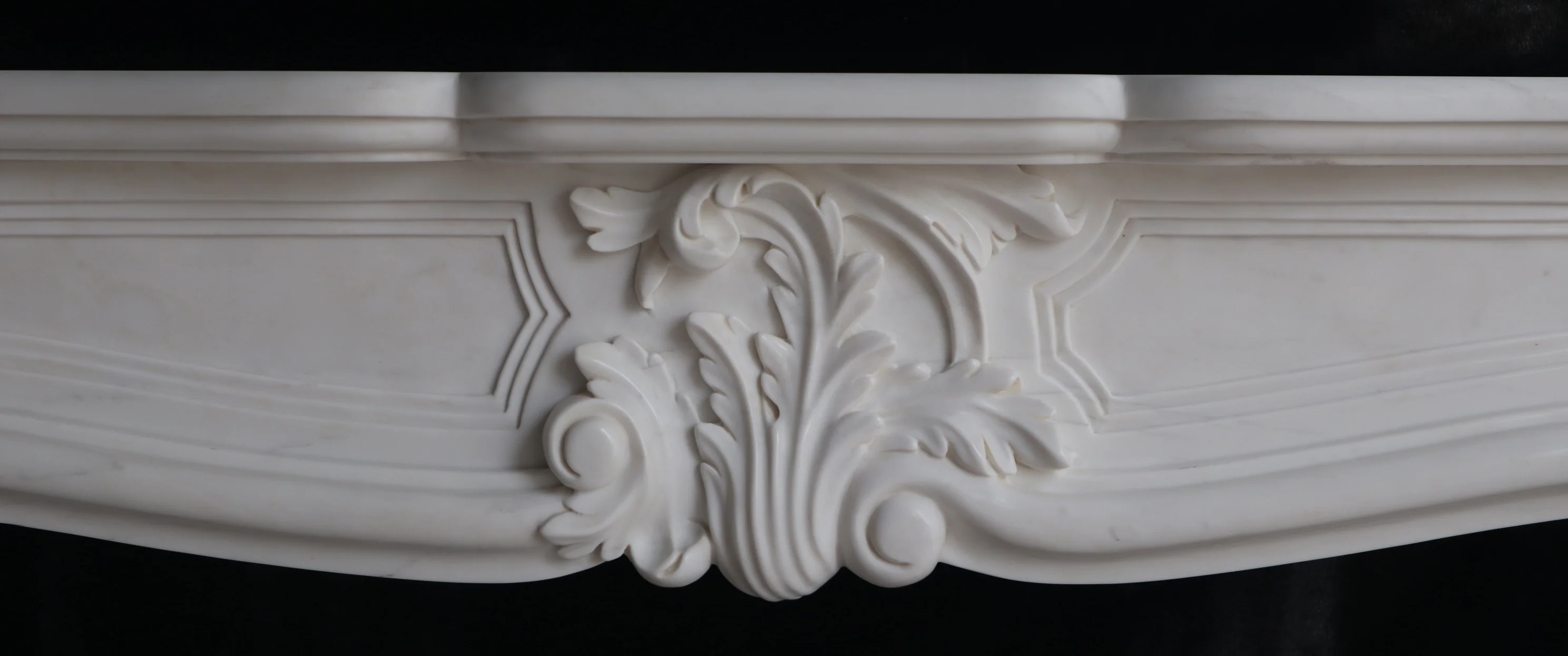 New Customization Unique design Hand carved exquisite super white marble freestanding fireplace