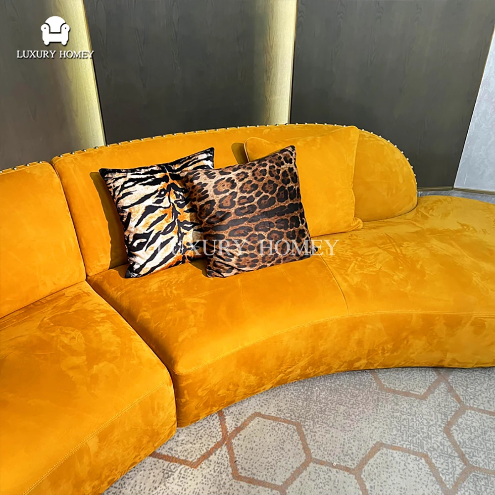 Italian Style Luxury Velvet Fabric Boucle Curved Sofa Modern Lobby Sectional Sofa Set Soft Comfy Suede Curved Modular Couch Sofa