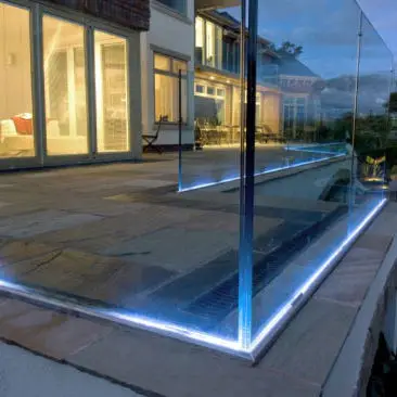 Outdoor powder coating finish aluminum glass balustrades u channel handrails with water proof led light