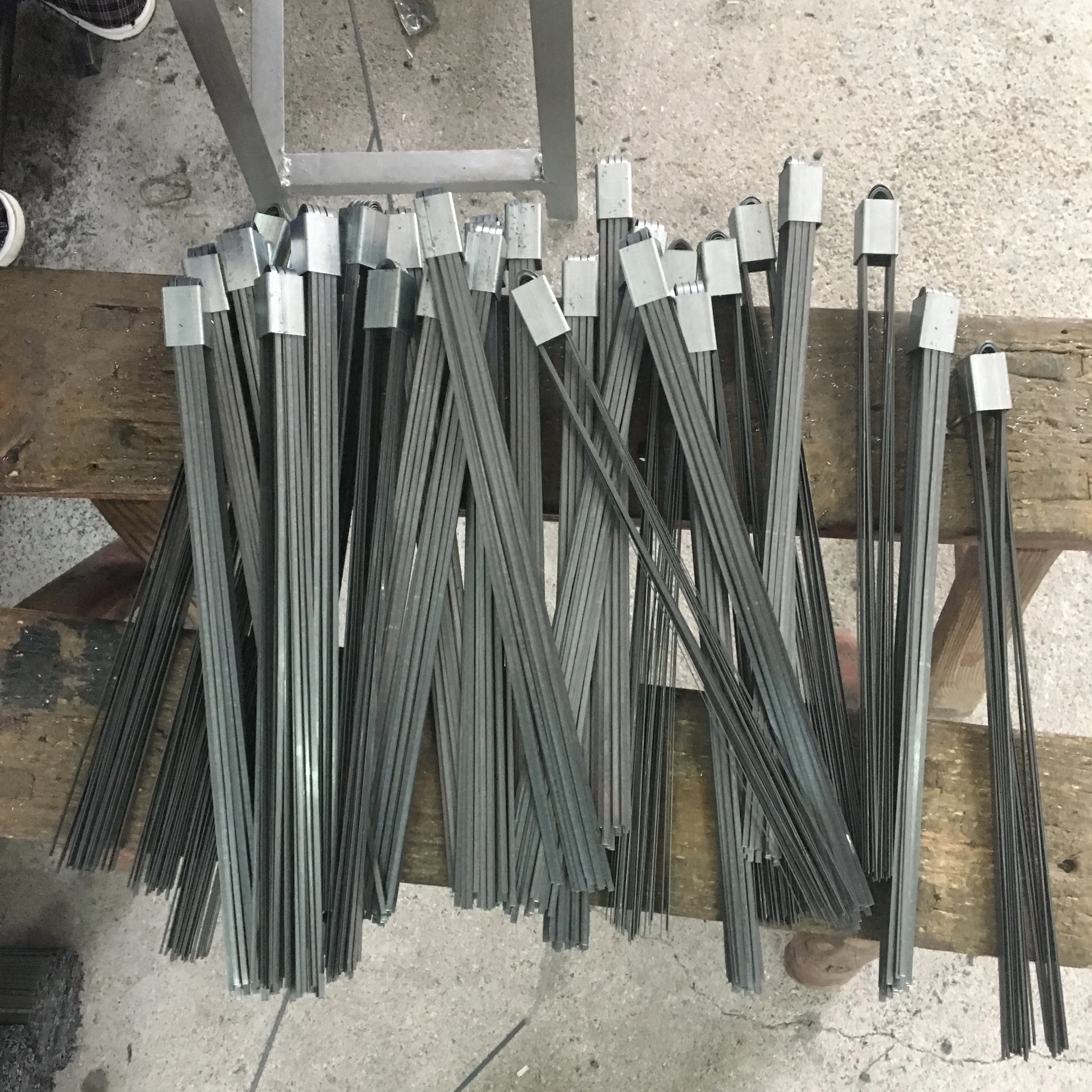 Flat Steel Wire Rod Tufts Road Sweeping Brush Broddson