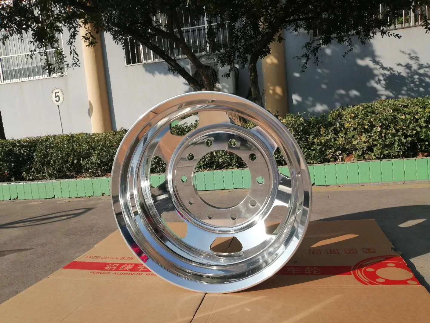 22.5 American Standard Alloy Truck Rim or Aluminum Truck wheels 22.5