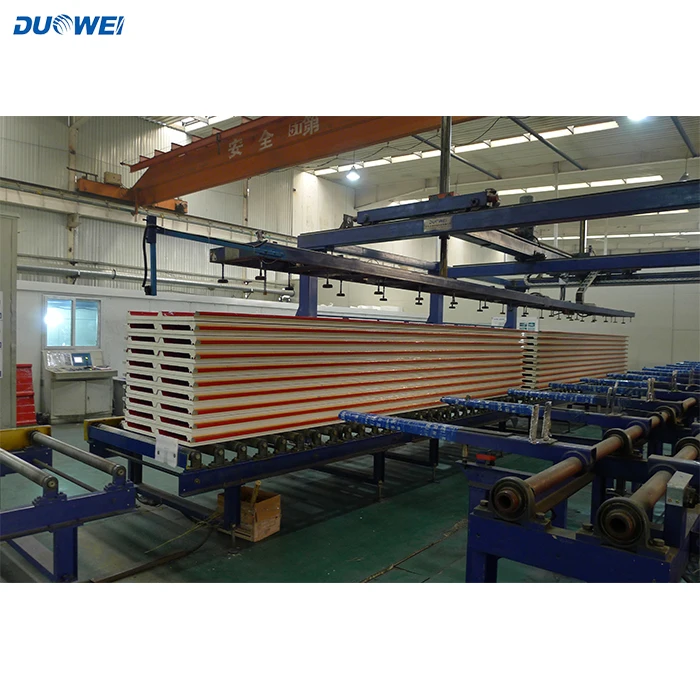 China Duowei 10cm PU Polyurethane Sandwich Panel In Middle East For Cold Storage