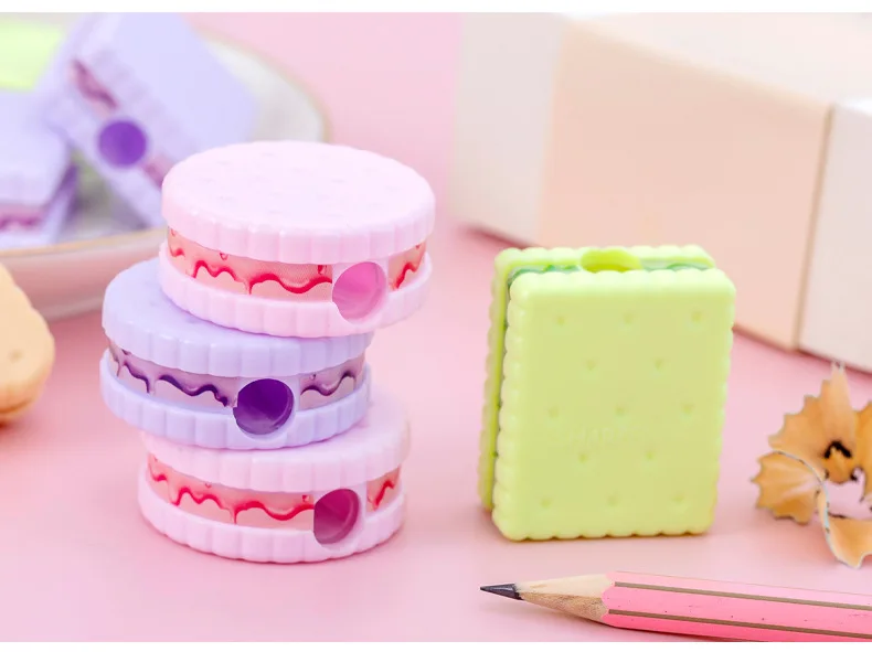 Wholesale Promotional Giveway Gift Colored Macaroon Biscuit Shape Cartoon Plastic Kids Cute Pencil Sharpener