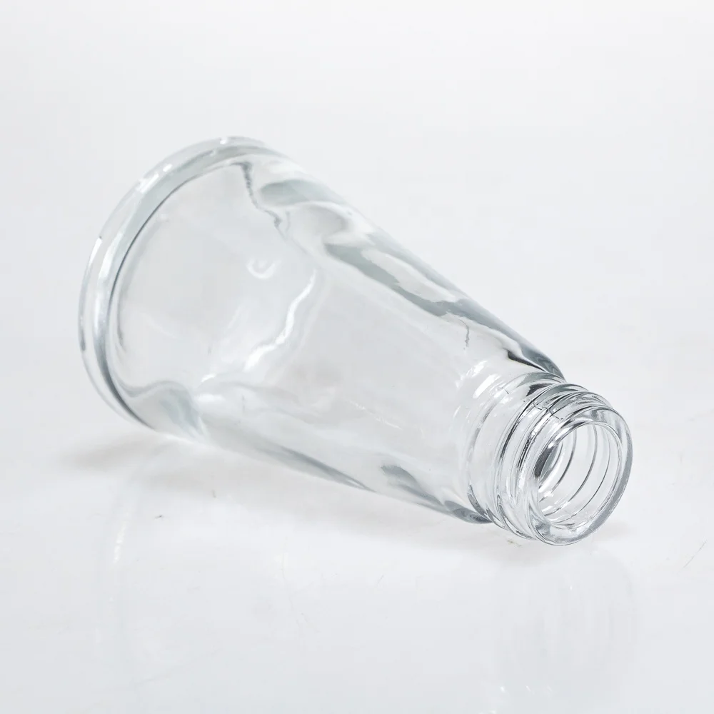 Popular 70ml triangular conicall reed diffuser bottles with screw cap