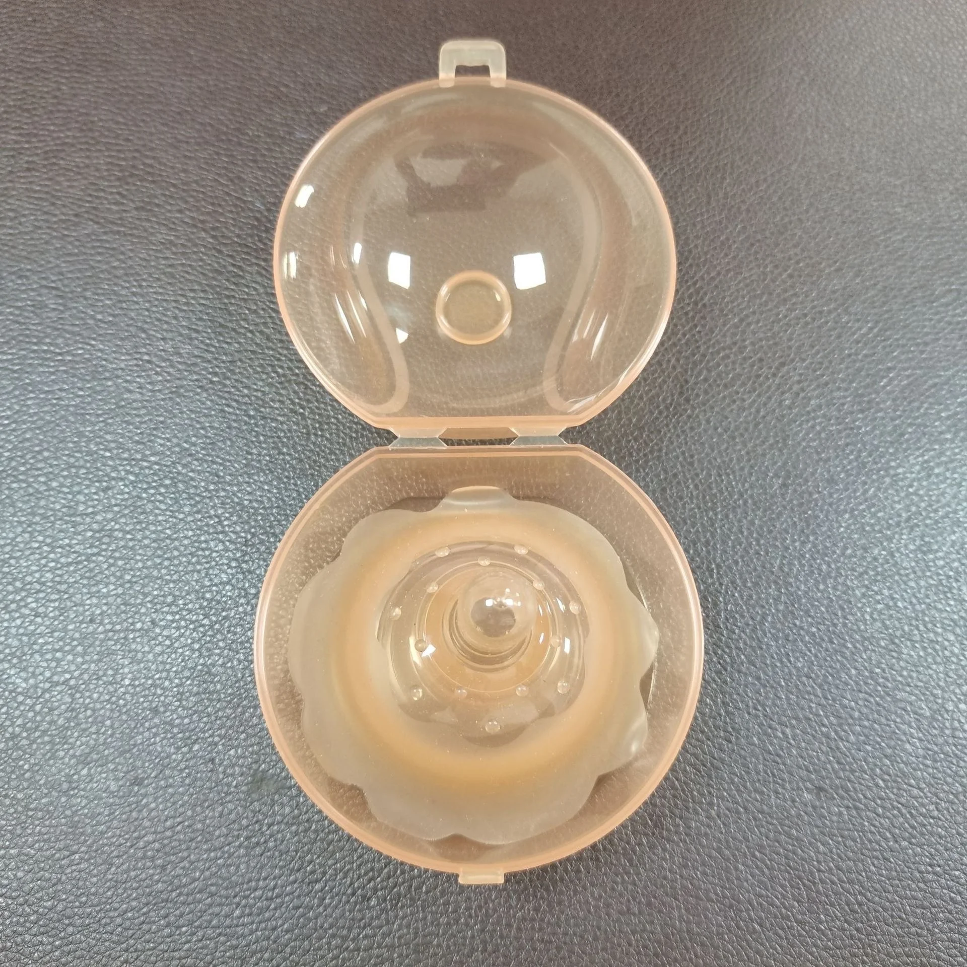 Breast shields nipple protection BPA Free nipple pacifier breast milk feeding anti bite device