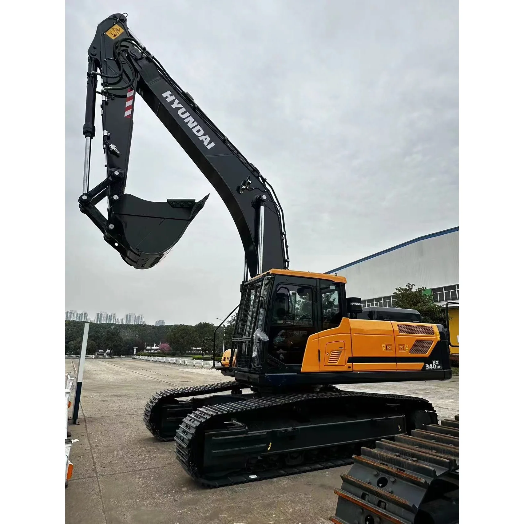 Hyundai HX340 HD Гусеничные экскаваторы 20 тонн 32 тонны 35 оригинальная краска cummins двигатель для продажи