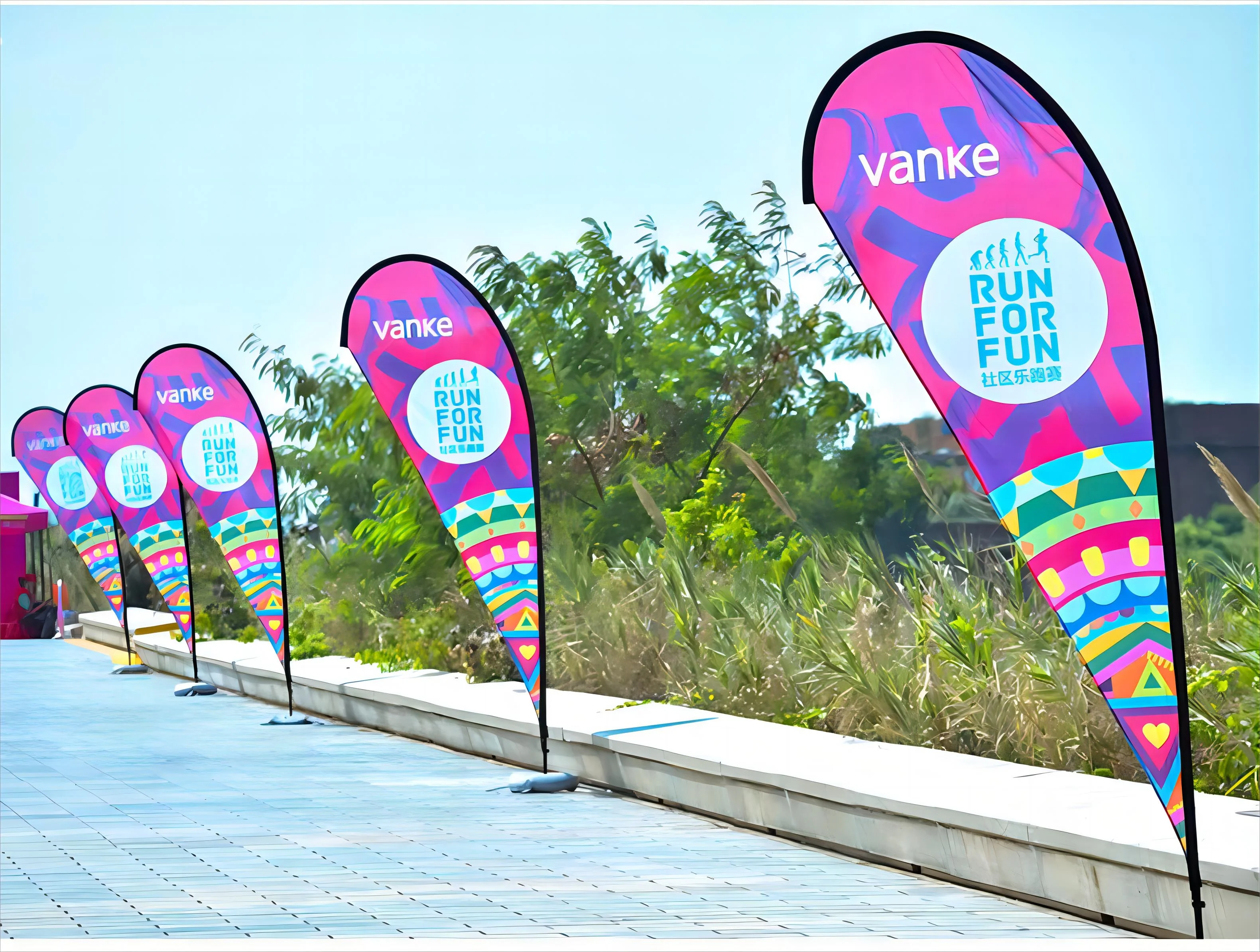 GLOBAL TENT Eye-Catching Promotional Banner Custom Advertising Teardrop Flag With Logo