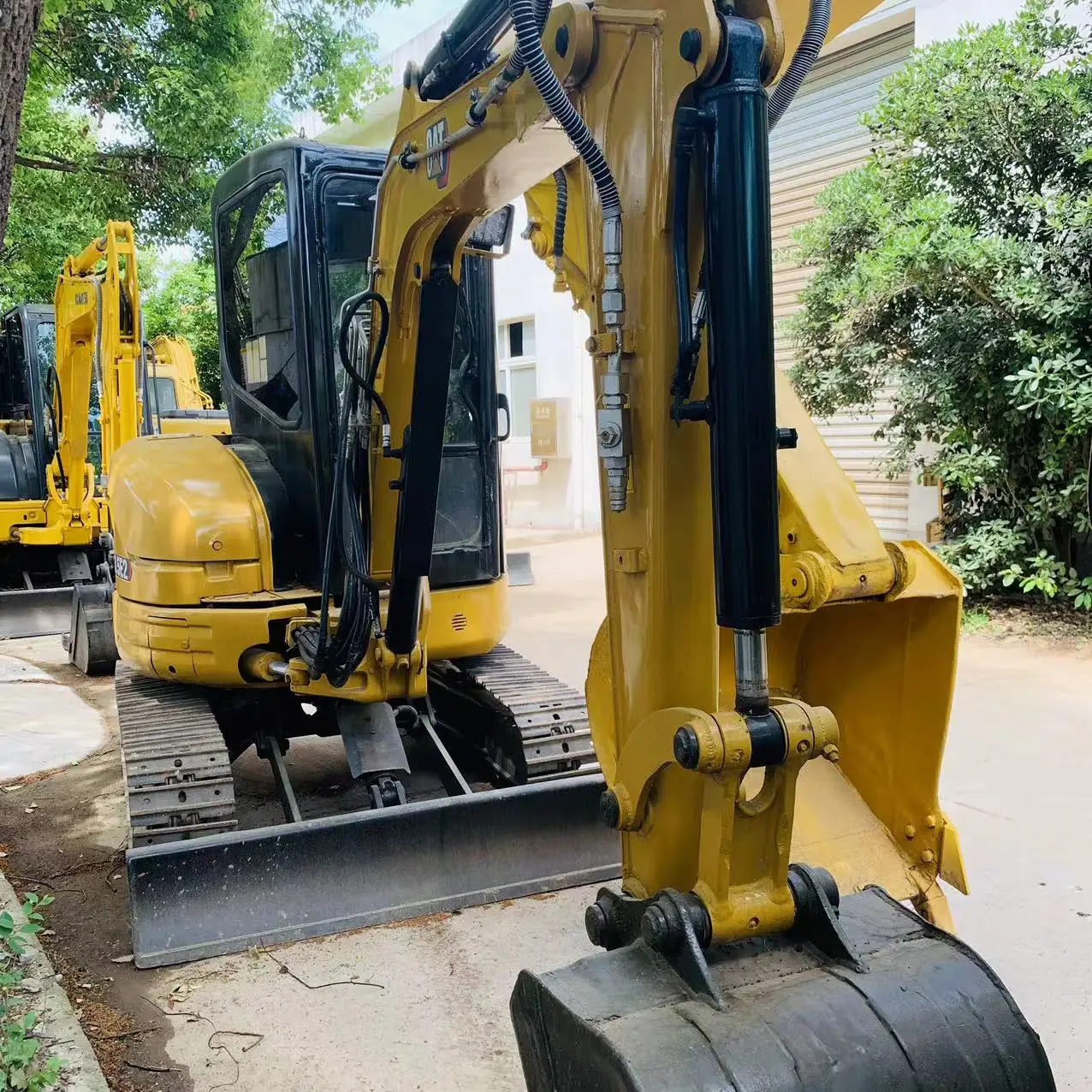 Оригинальный японский экскаватор б/у гусеничный Mini Cat 303.5E 3 тонны Cat303.5e2 для фермерского лесного хозяйства с CE