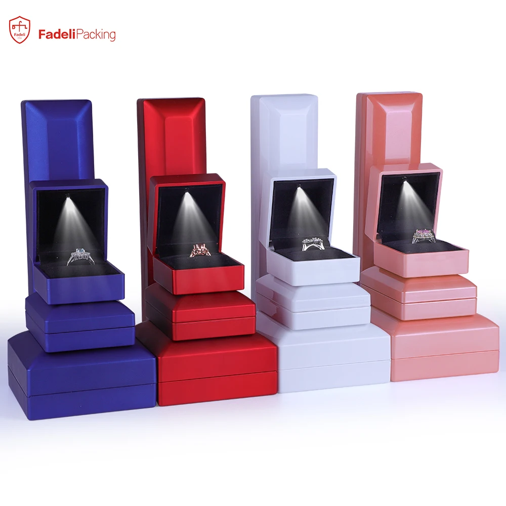 Luxury led light jewelry packaging box custom logo high quality ring packing jewelry boxes led light boxes factory wholesale