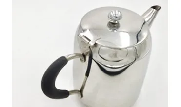Classic Stainless Steel Tea Pot with Bakelite Handle Big Capacity Hot Water Kettle for Home Kitchen and Camping Metal Material