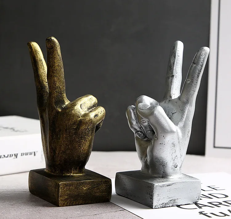 Wholesale Creative Resin Gold Nod Victory Gesture Finger Sculpture Indoor Crafts Statue Ornaments For Home Tabletop Decorations
