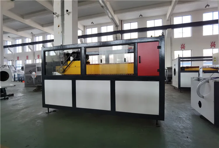 China Far Creative Plastic PPR / PP / HDPE / PE Hose / Tube / Pipe Making Machine / Extruder / Extrusion Production Line