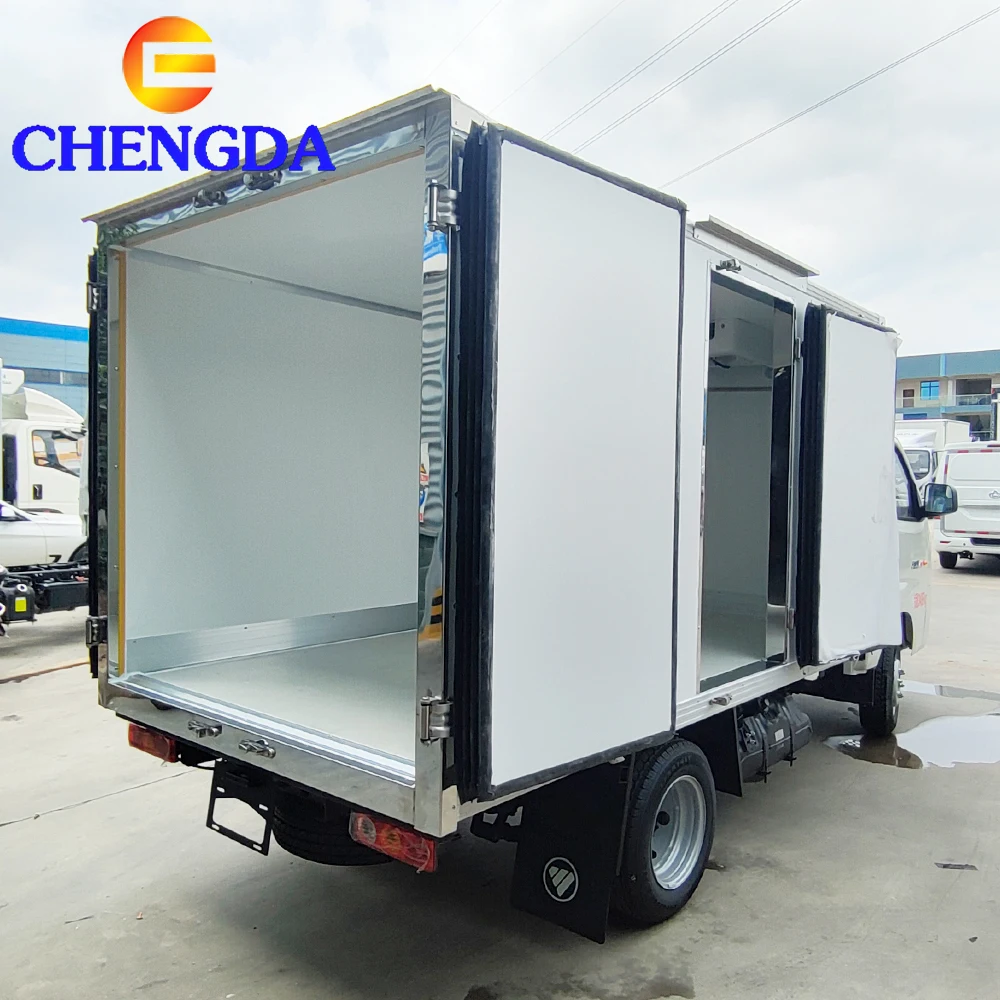 New Foton Cargo Truck 4x2 4X4 5-10 TON Cummins Engine Cargo Truck Refrigerated Truck