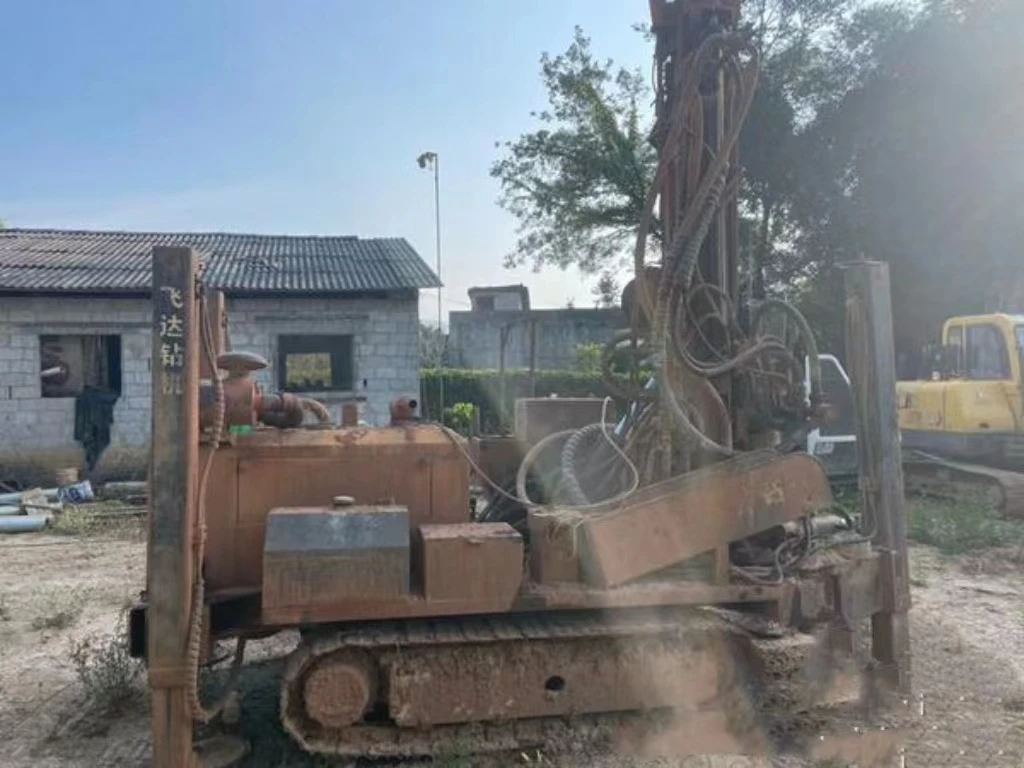 Used/Second hand 200 meters depth crawler water well drilling rig diesel mining drilling rig.