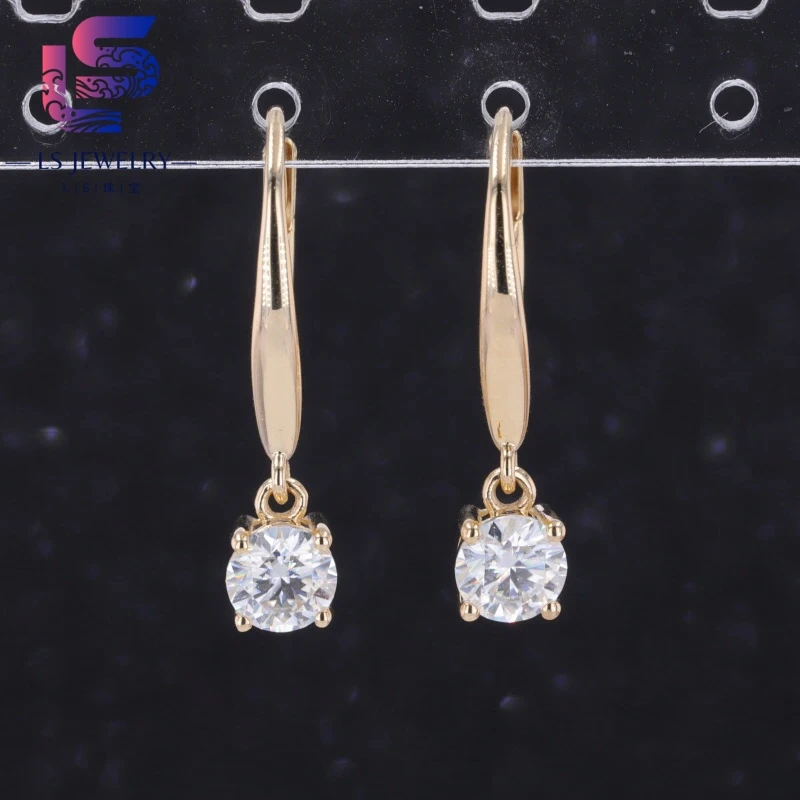 10 карат желтые серьги-кольца из цельного золота на заказ с 5 мм Деф-муассанитовым камнем для юбилея