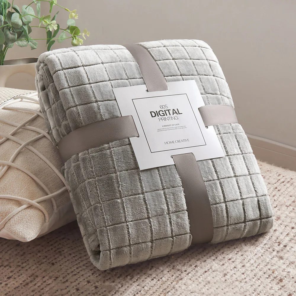 New Innovation In Stock Beige Gray Thickened Jacquard Gift Coral Plaid Flannel Fleece Throw Blanket