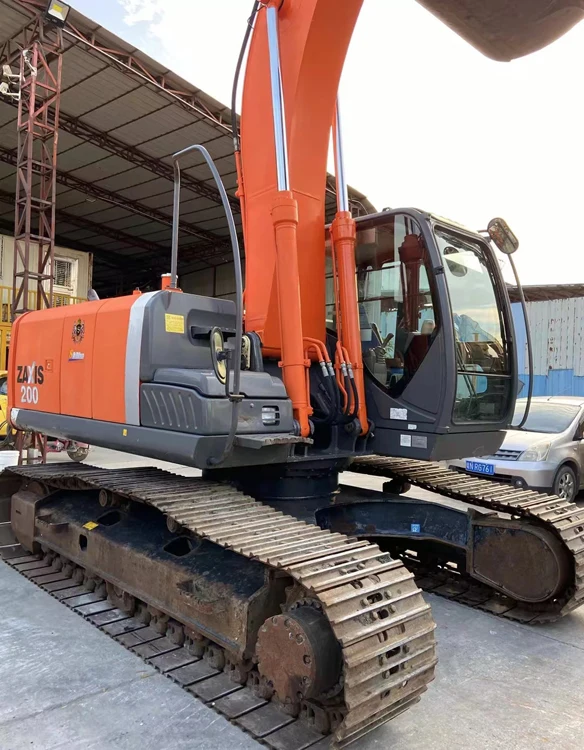 Б/у гусеничный экскаватор hitachi zx200 20 тонн сделано