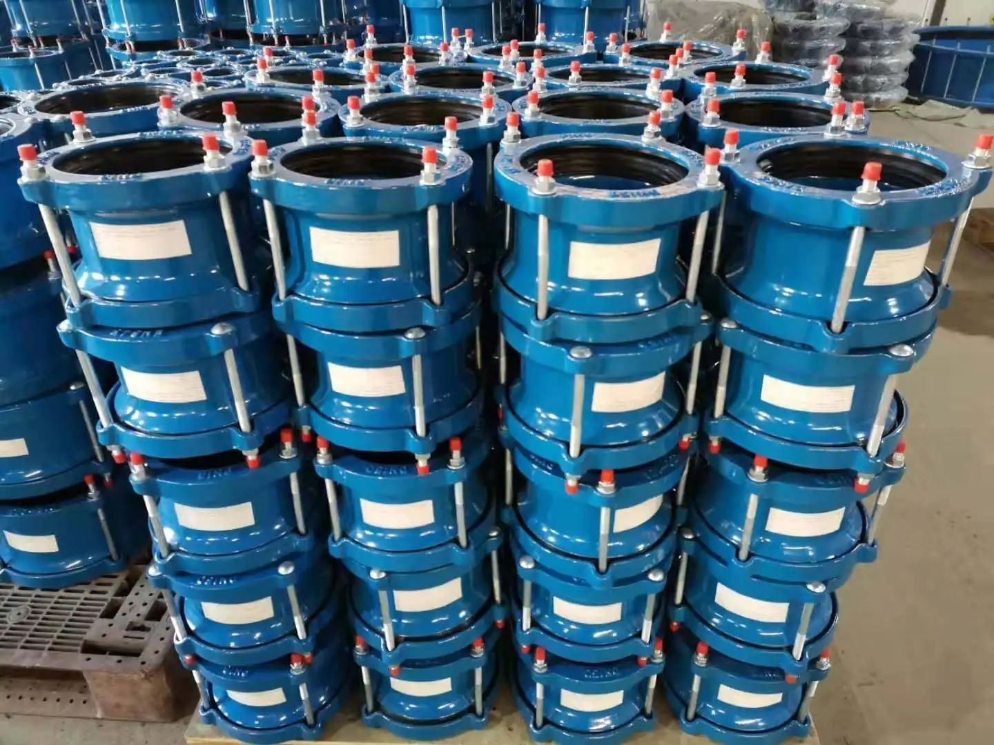 Производство WESDOM Расширительная гибкая труба соединение PN16 HDPE гибкое из ковкого чугуна