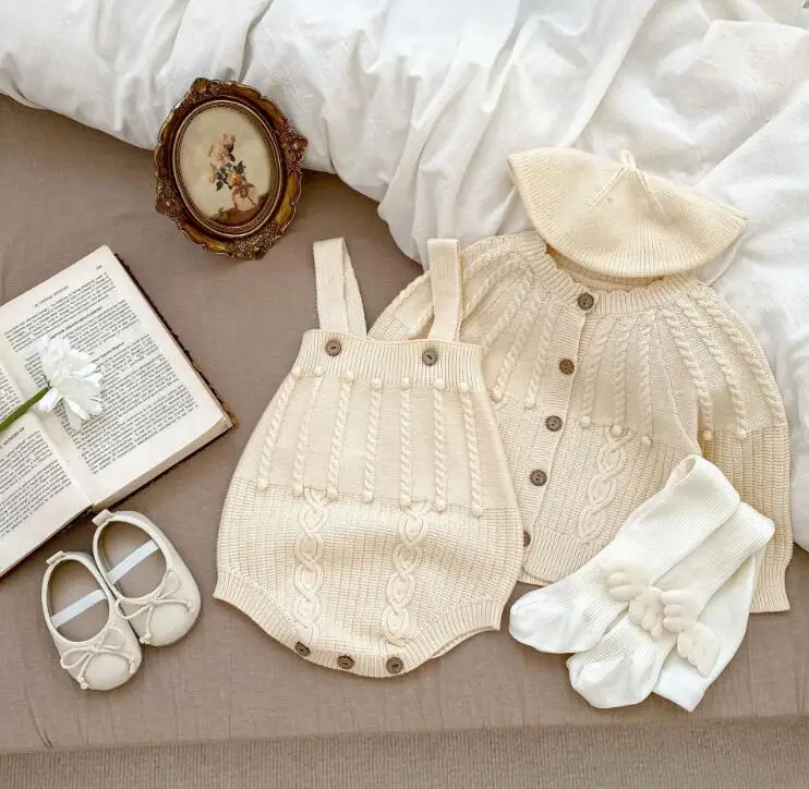 Custom New born  Cotton Winter Clothes flower Baby Long Sleeves Knit with baby rompers with sweaters newborn rompers sweater set